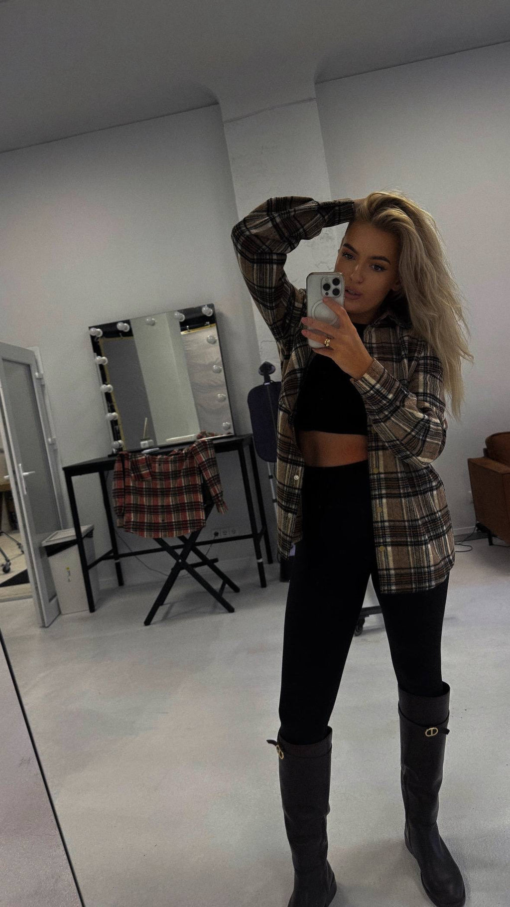 Yra drabužių, kurie tiesiog suteikia jaukumo.