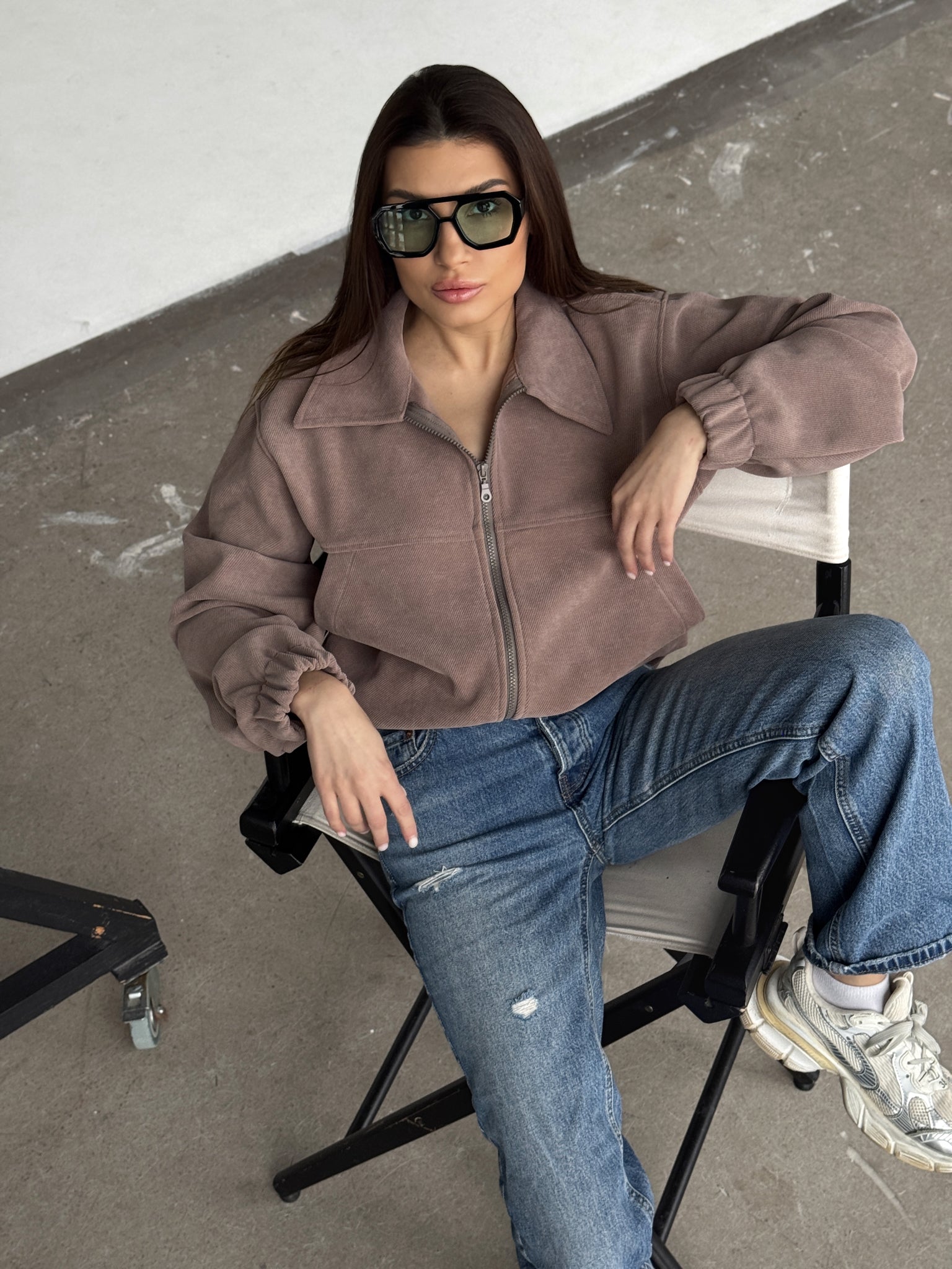 Bomber stiliaus švarkelis su užtrauktuku