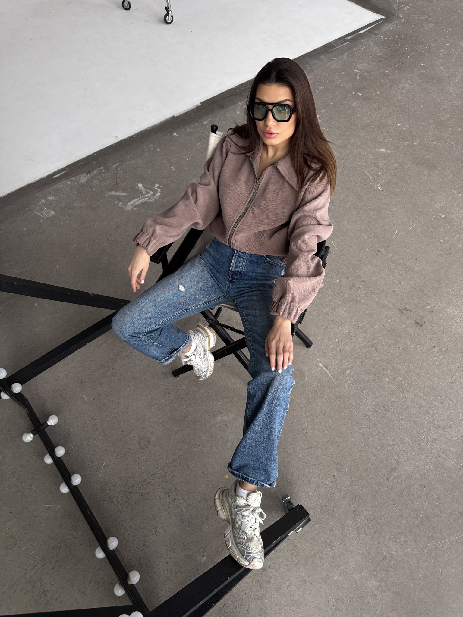 Bomber stiliaus švarkelis su užtrauktuku