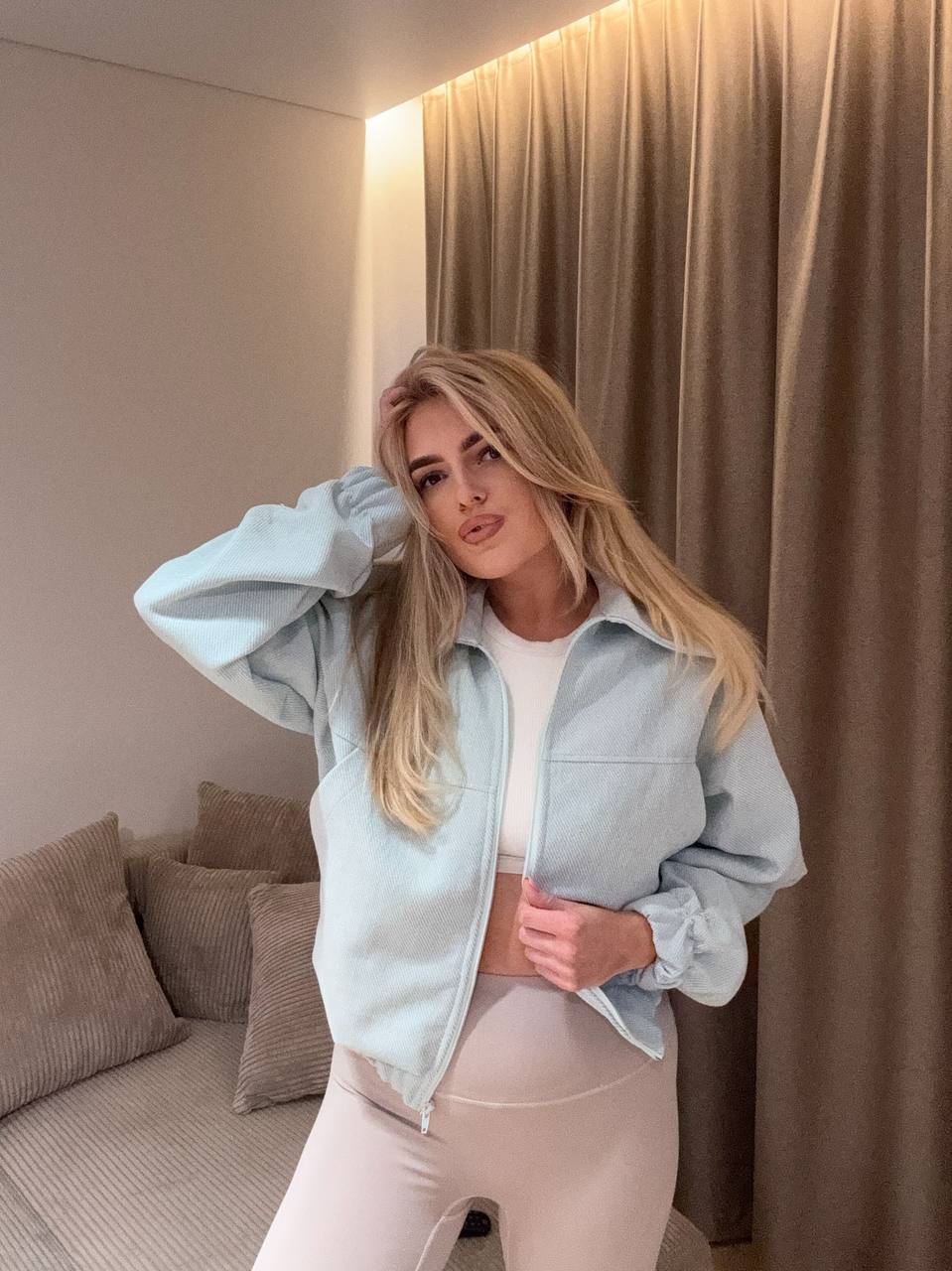 Minimalistinio dizaino bomberiukas