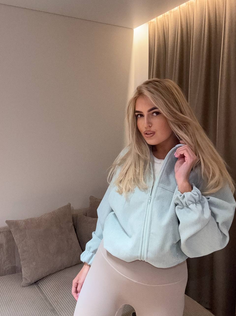 Minimalistinio dizaino bomberiukas